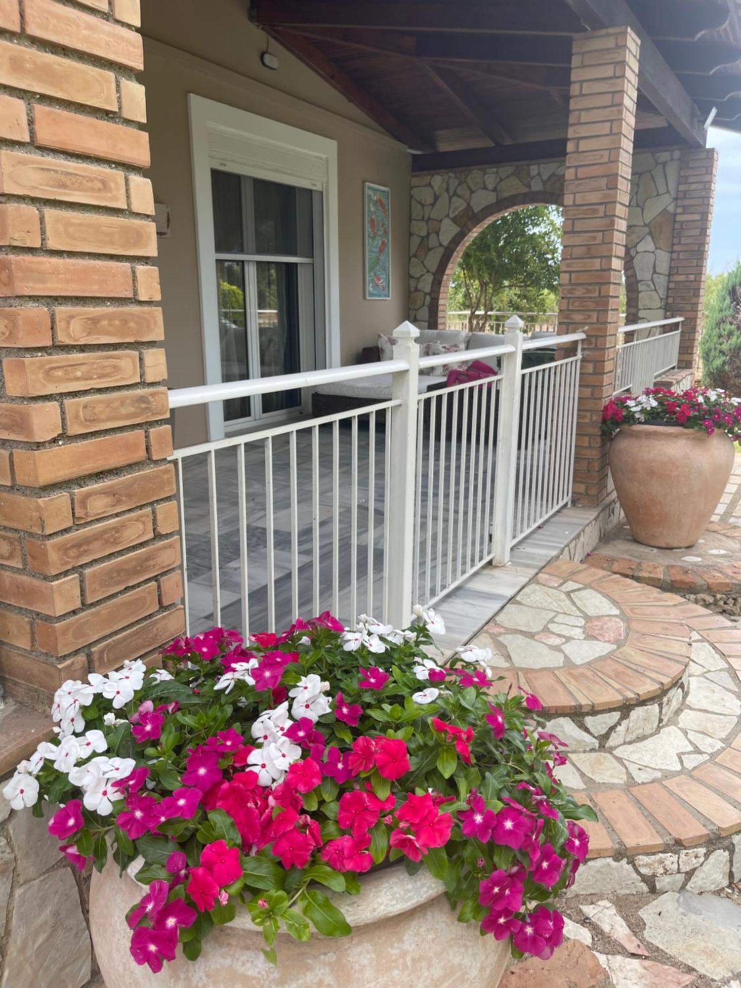 Mama'S Sunshine Garden Villa Agios Ilias  Екстер'єр фото
